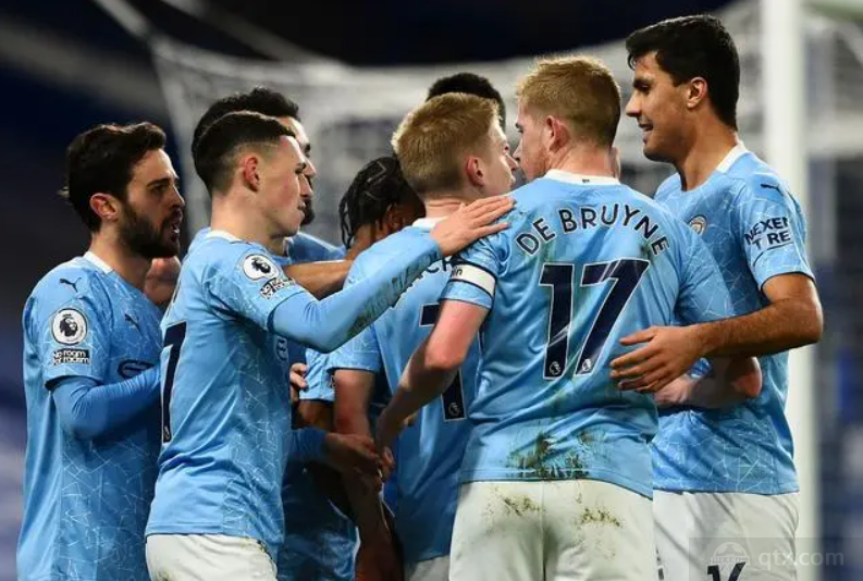 阿莫林：C罗的批评？我们应关注未来；伤病少主要是比赛少（阿莫林回应C罗批评：应聚焦未来；伤病减少主要因比赛更少）