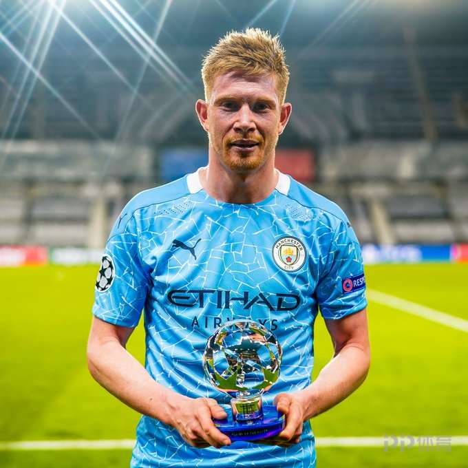 川普狂喜，乡下人乐队将在世界杯抽签仪式结束后表演《YMCA》（世界杯抽签落幕后，乡下人乐队献唱《YMCA》，令川普喜出望外）