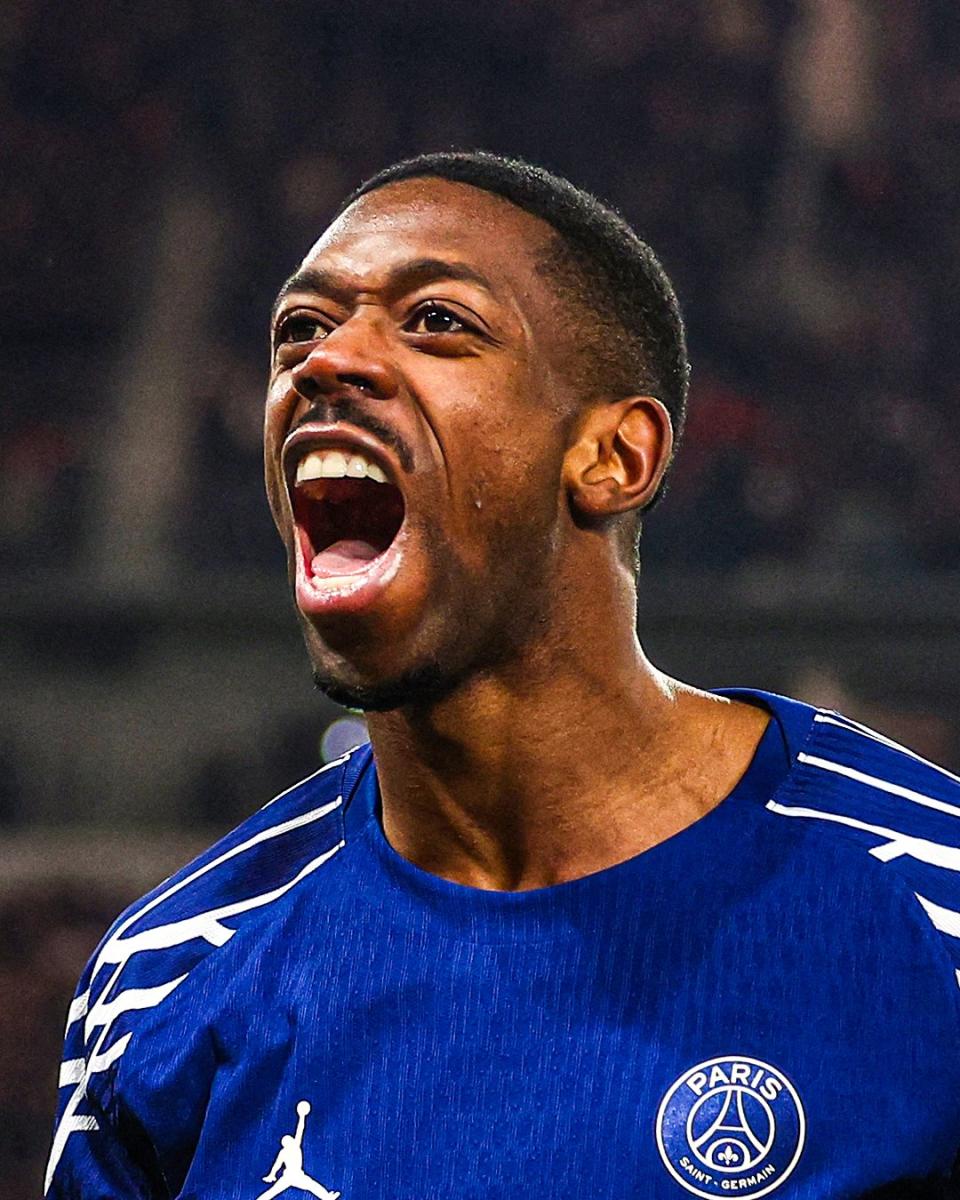 巴媒：内马尔预计下周接受手术，本月底前与桑托斯续约（巴西媒体称内马尔或将于下周手术，预计月底前敲定与桑托斯续约）