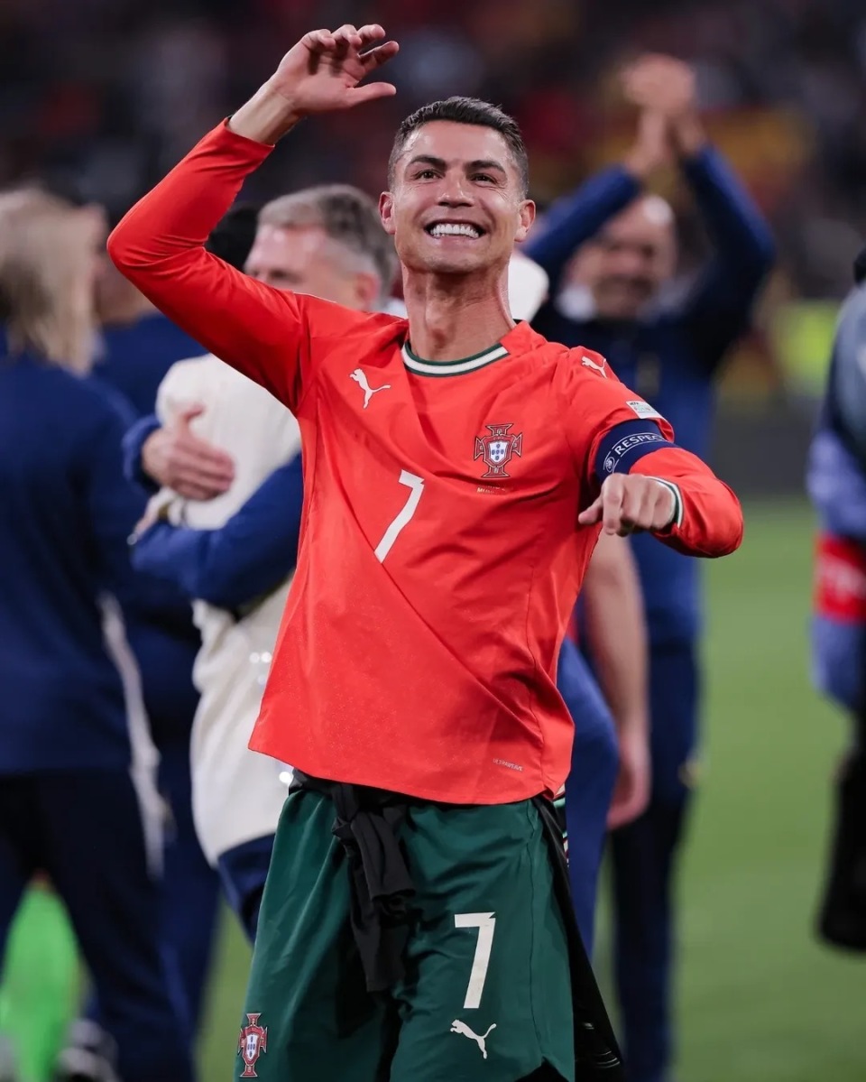 利物浦球员国家队战报：罗伯逊90场里程碑率队进军世界杯（利物浦国脚战况：罗伯逊第90场里程碑，率队挺进世界杯）