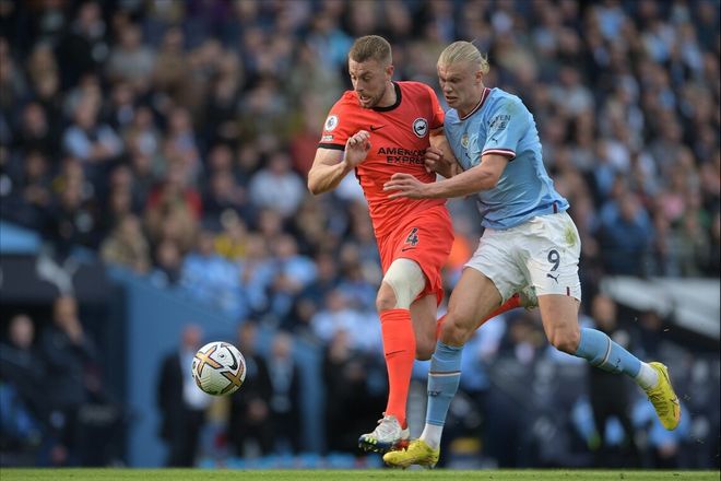 媒体人：邵佳一的最大优势就是省钱、超级省钱（媒体人称：邵佳一最大优势是极其省钱）