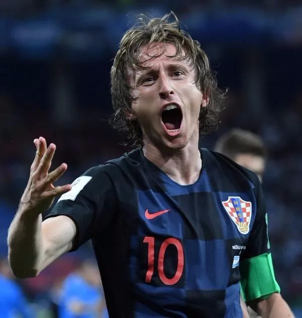 太阳遭遇伤病潮影响战绩（伤病潮来袭，太阳战绩承压）