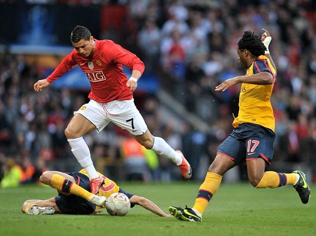 斯卢茨基谈客战柔佛：我认为双方五五开，就看谁能把握住机会（斯卢茨基展望客战柔佛：胜负五五开，关键看谁把握机会）